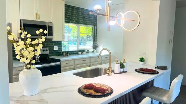 942 E Yorkshire Drive, Stockton, CA 95207