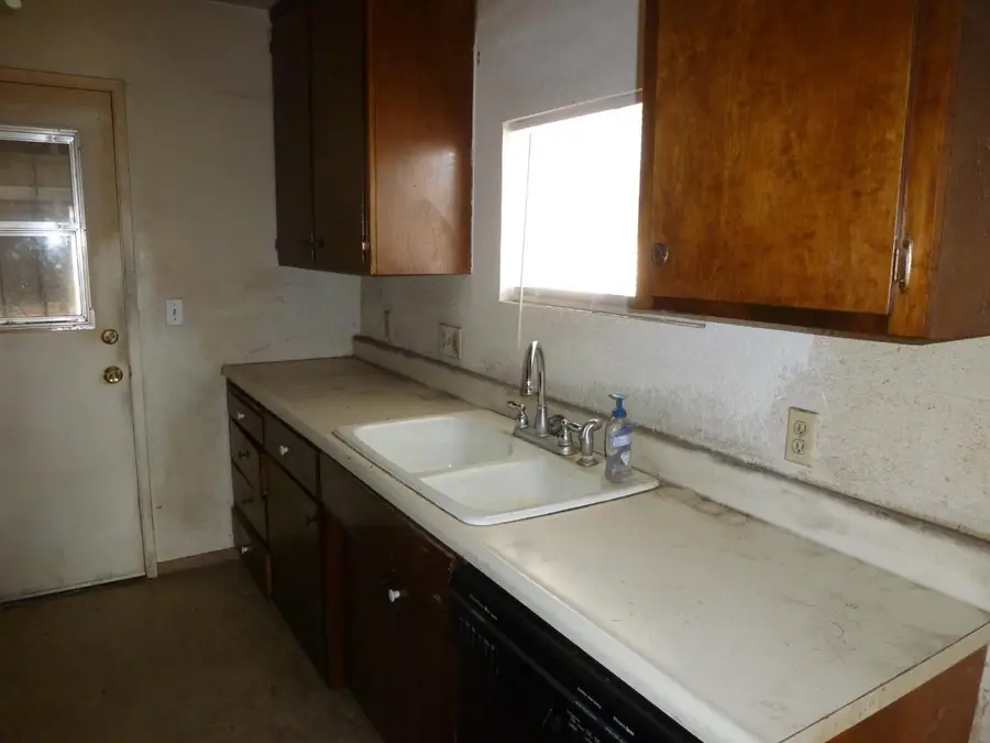 4805 E Washington Street, Stockton, CA 95215 - Image #2