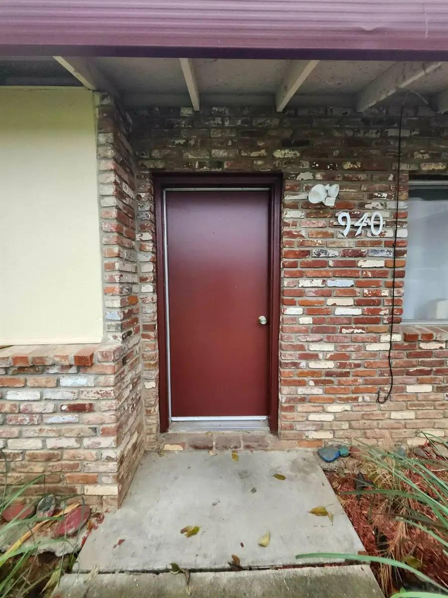 940 Elinor Avenue, Olivehurst, CA 95961 - Image #2