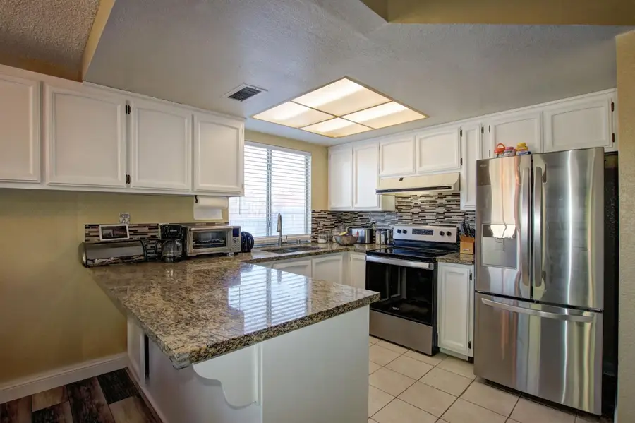 661 Tailwind Drive, Sacramento, CA 95838 - Image #2