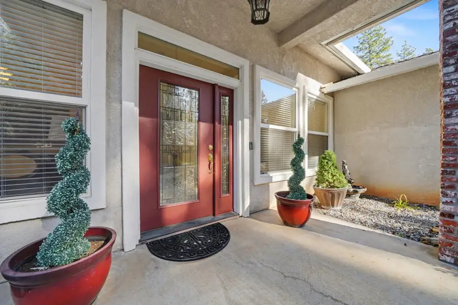 12199 Jackson Pines Drive, Jackson, CA 95642 - Image #2