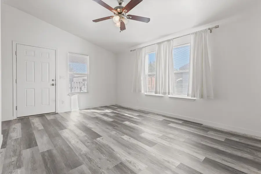 19690 N Highway 99 #8, Acampo, CA 95220 - Image #3