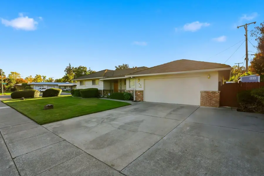 655 Piedmont Drive, Sacramento, CA 95822 - Image #3