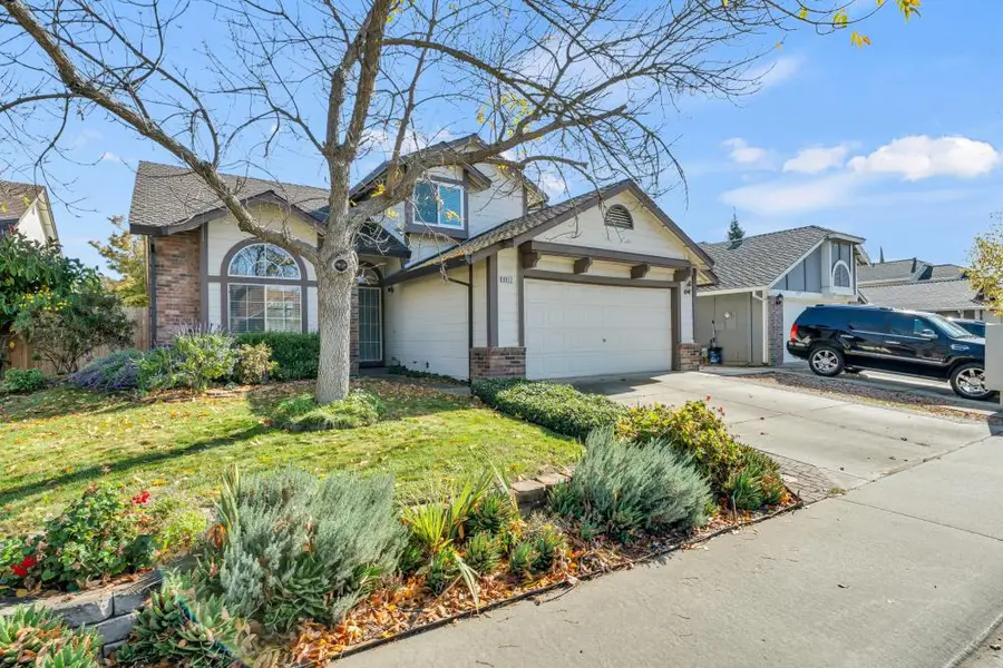 8012 Northern Oak Circle, Sacramento, CA 95828 - Image #3