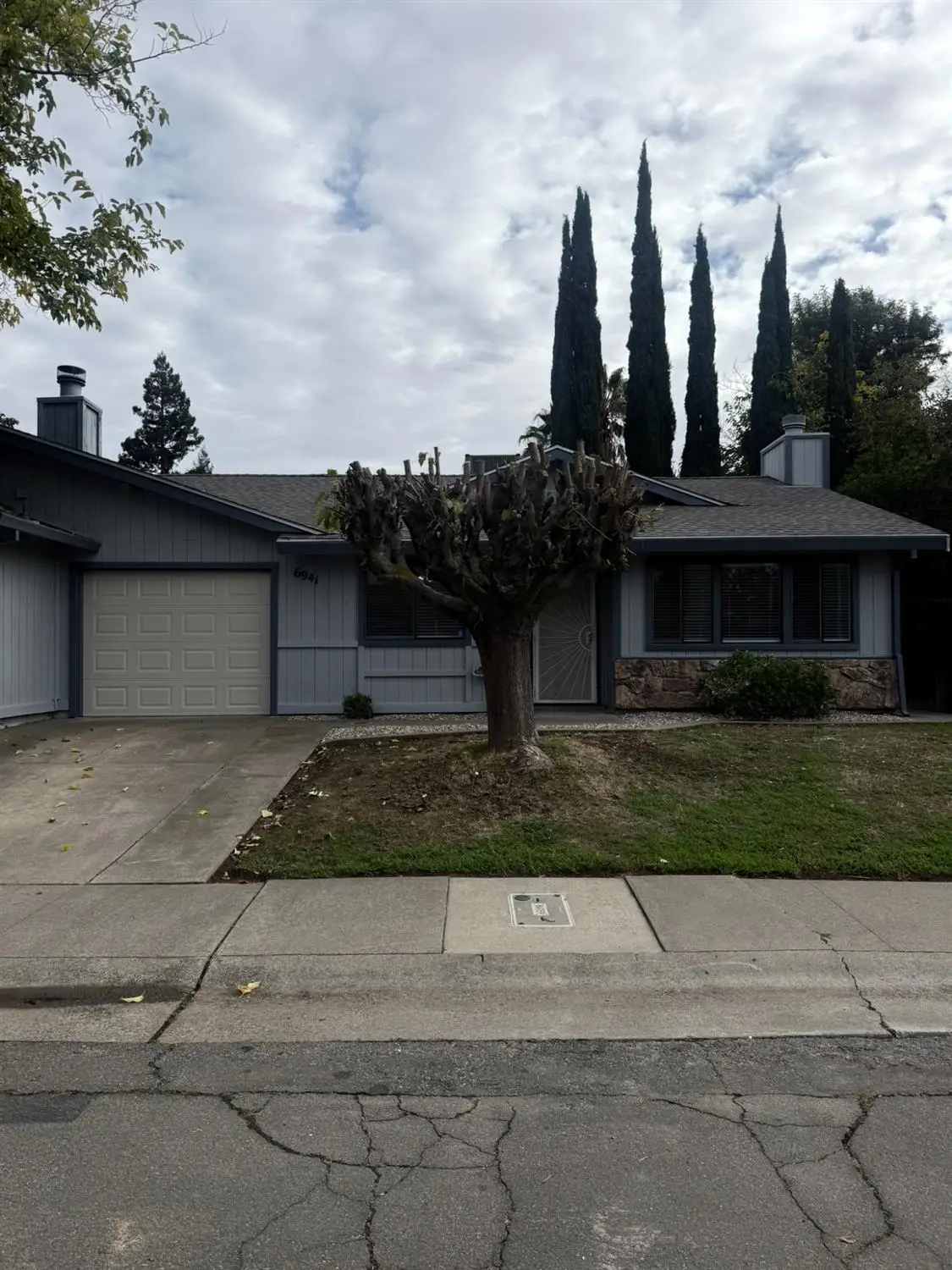 6941 Wagon Wheel Way, Sacramento, CA 95828 - Image #1