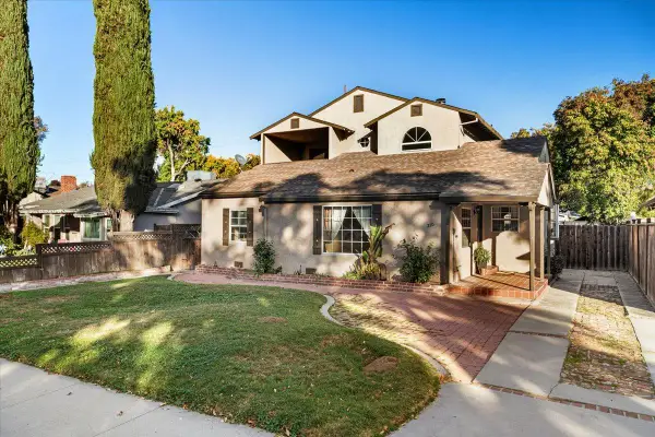 210 Rowland Avenue, Modesto, CA 95354