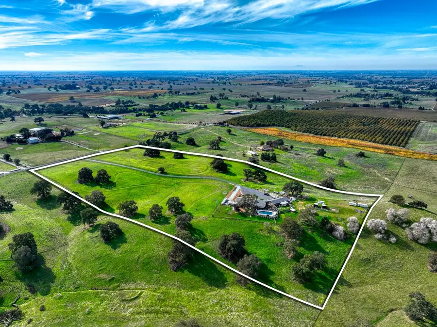 21285 E Acampo Rd, Clements, CA 95227 - Image #2