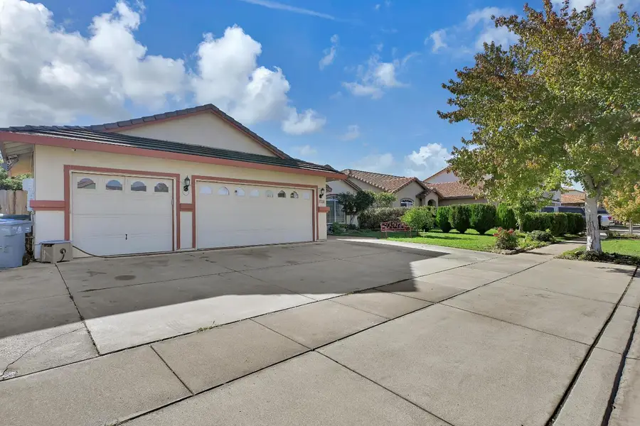 1514 Countryside Drive, Yuba City, CA 95993 - Image #2