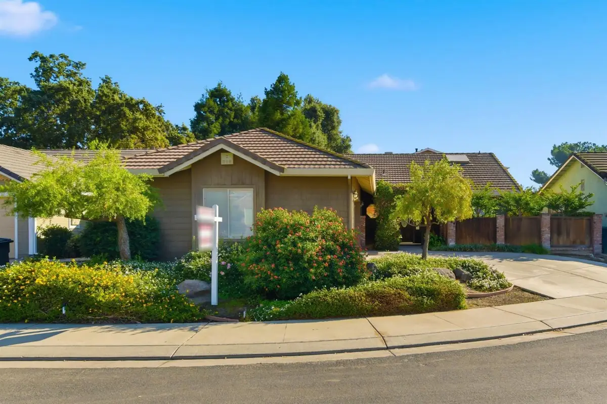 404 Montrose Court, Modesto, CA 95355 - Image #1