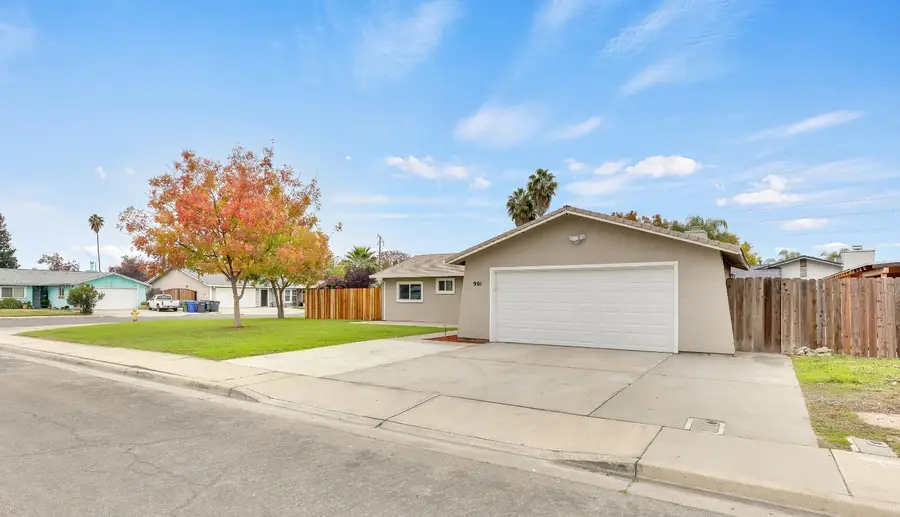 901 Lavon New Lane, Turlock, CA 95380 - Image #2