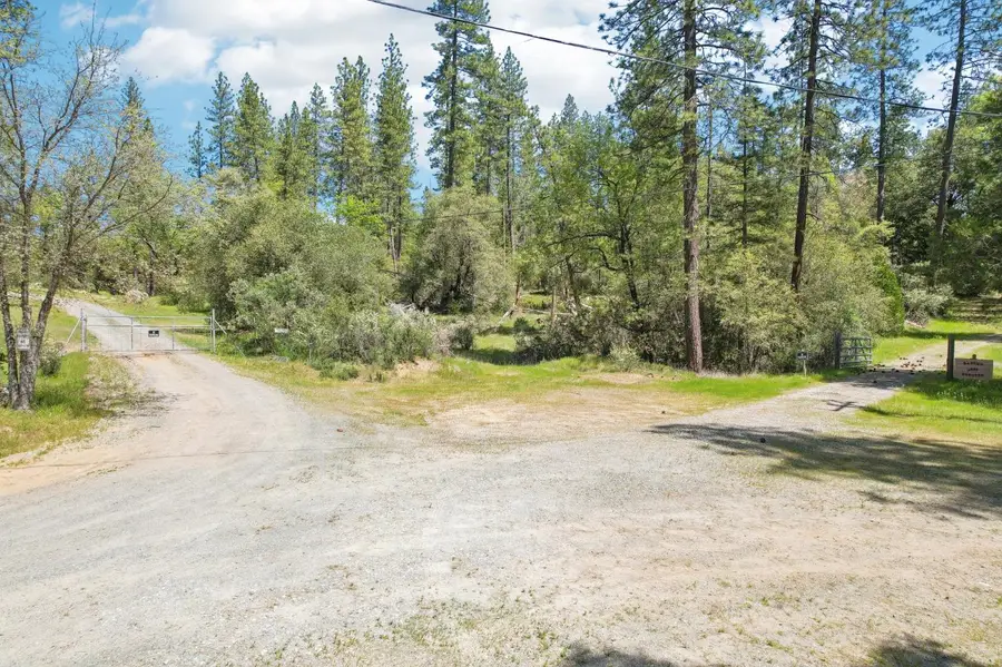 4522 Mystic Mine Road, Somerset, CA 95684 - #2