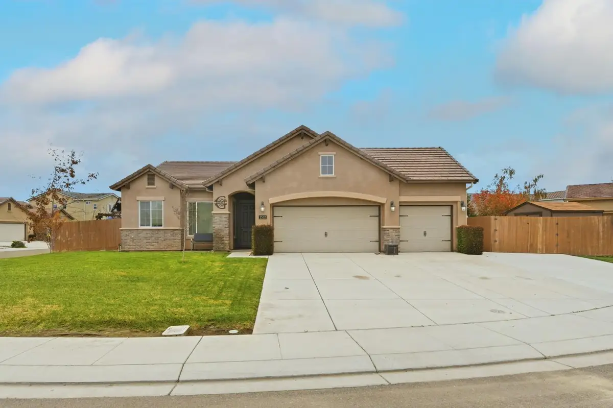 2532 Branden Place, Manteca, CA 95337 - Image #1