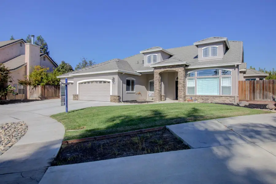 1943 Alex Way, Turlock, CA 95382 - Image #2