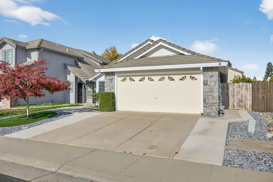 5501 Big Creek Way, Elk Grove, CA 95758 - Image #2