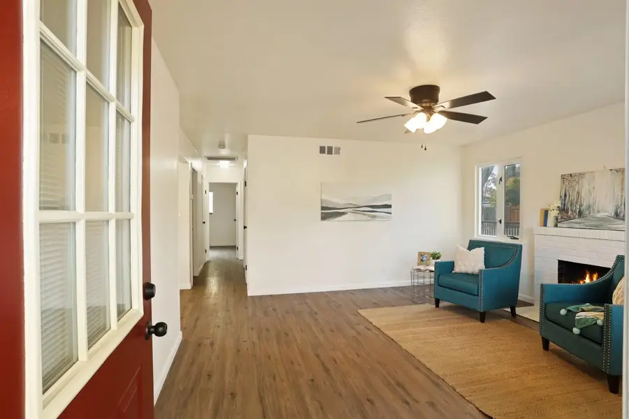 7512 Larkspur Lane, Stockton, CA 95207 - Image #3