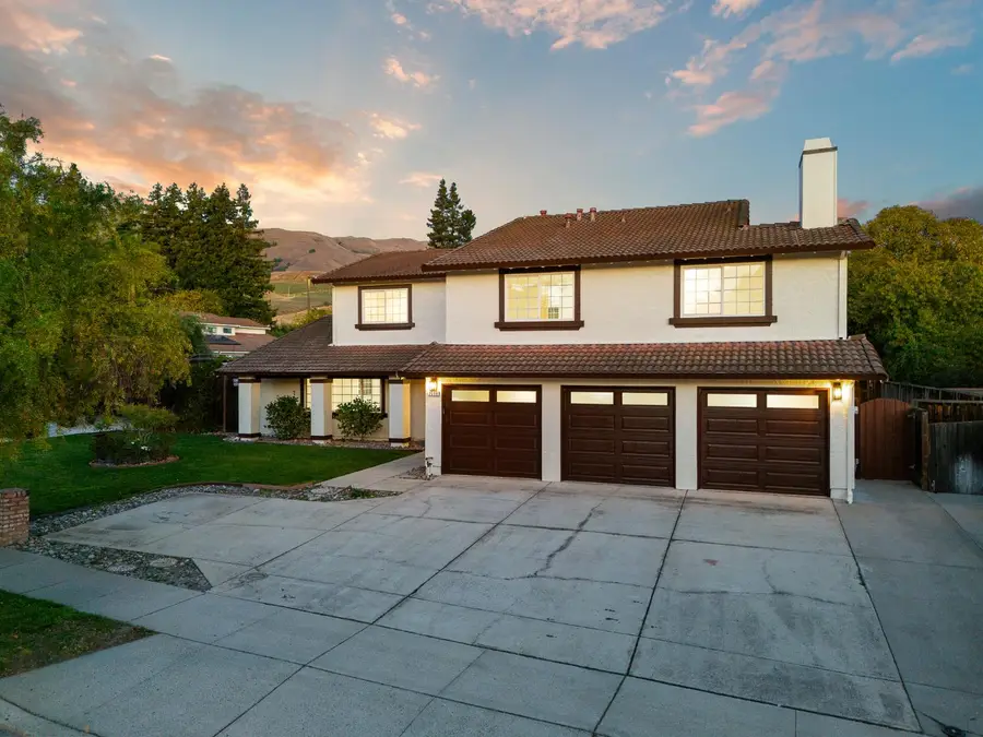 2098 N Park Victoria Drive, Milpitas, CA 95035 - Image #3