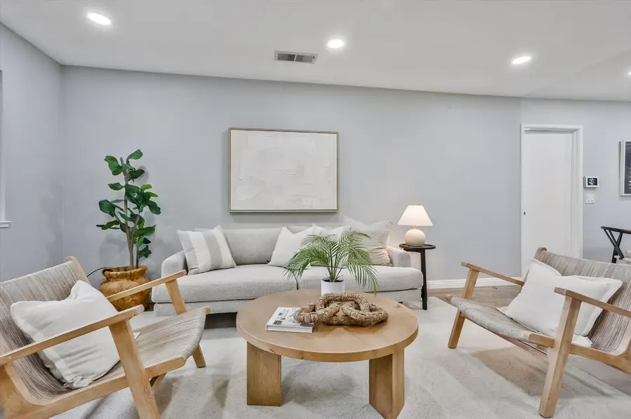 8940 Ramstad Avenue, Fair Oaks, CA 95628 - Image #3