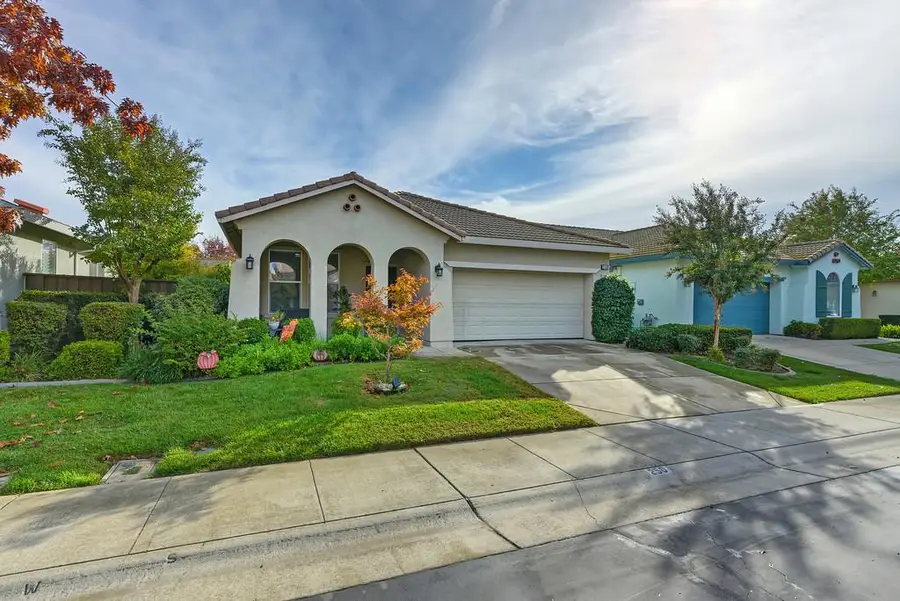 250 Pelican Bay Circle, Sacramento, CA 95835 - Image #2