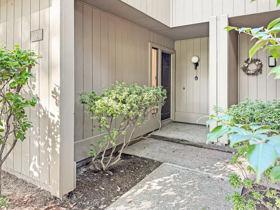 1061 Commons Drive, Sacramento, CA 95825 - Image #2