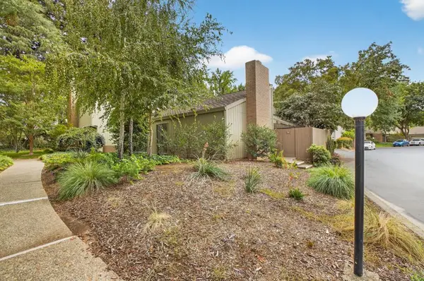 501 Dunbarton Circle, Sacramento, CA 95825