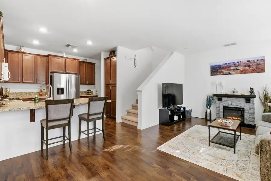 3215 Bridgeway Drive, Rancho Cordova, CA 95670 - Image #2