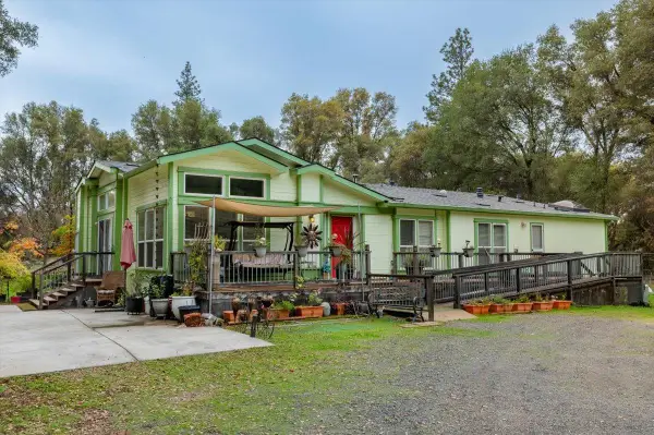 18300 Little Mustang Court, Grass Valley, CA 95949