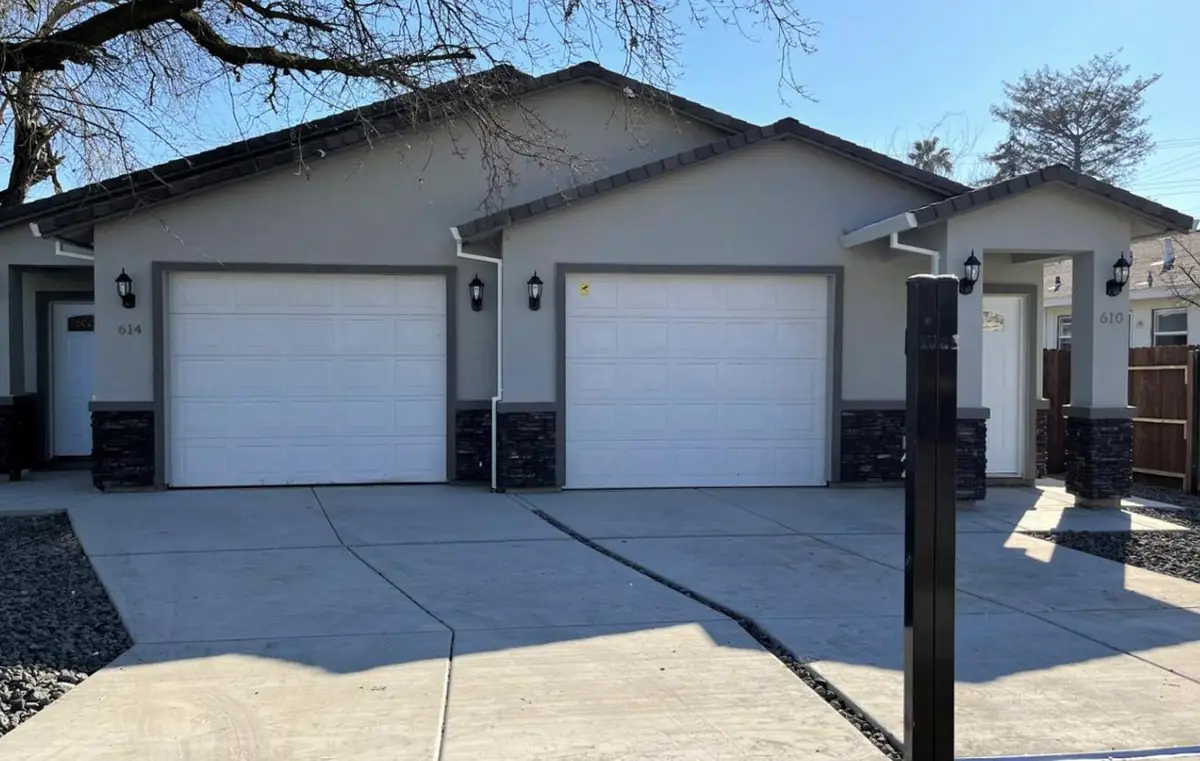 610 Santiago Avenue, Sacramento, CA 95815 - Image #1