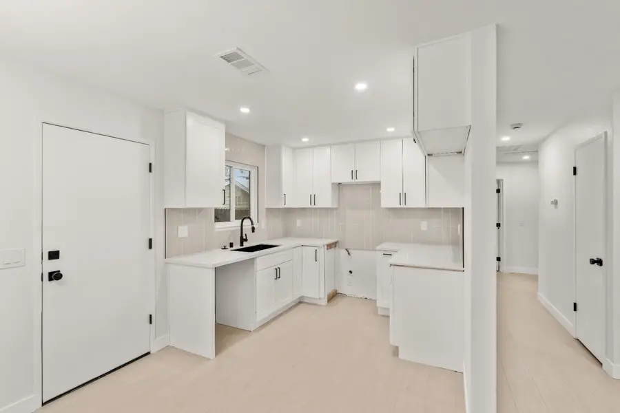 3937 28th Street, Sacramento, CA 95820 - Image #2