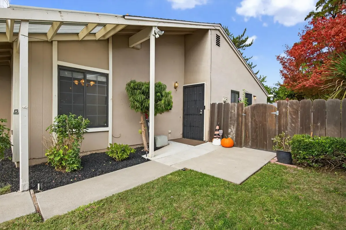6885 Sumter Quay Circle, Stockton, CA 95219 - Image #1