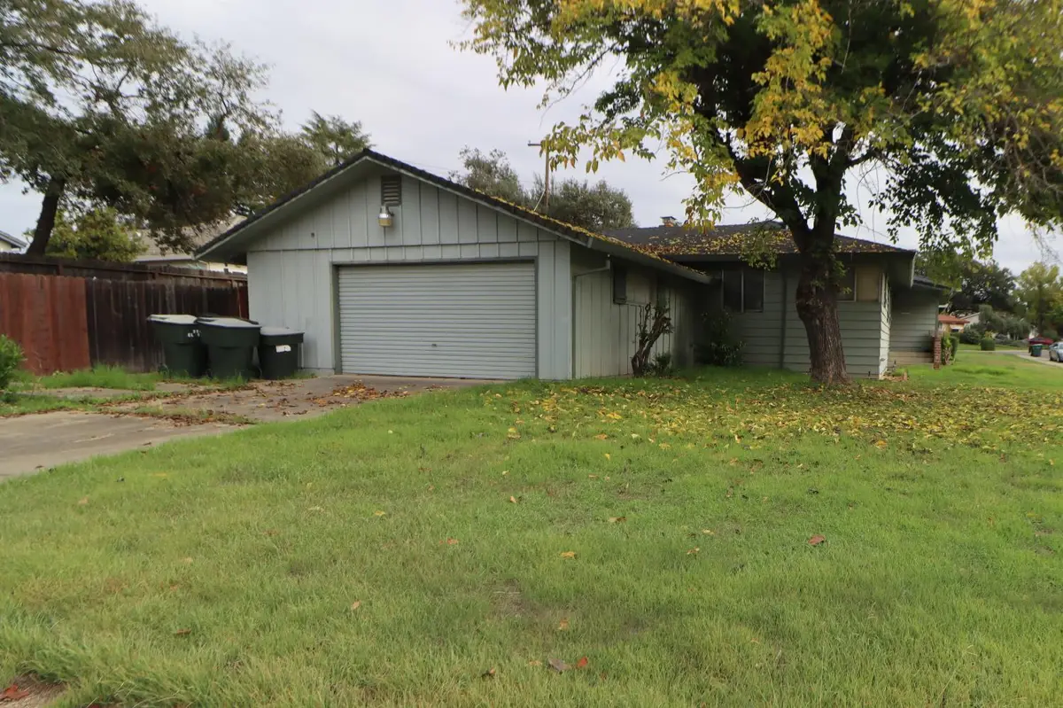 2546 El Vita Way, Carmichael, CA 95608 - Image #1