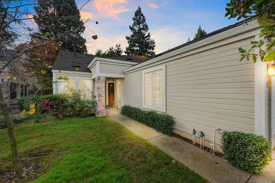 139 River Chase Circle, Sacramento, CA 95864 - Image #2