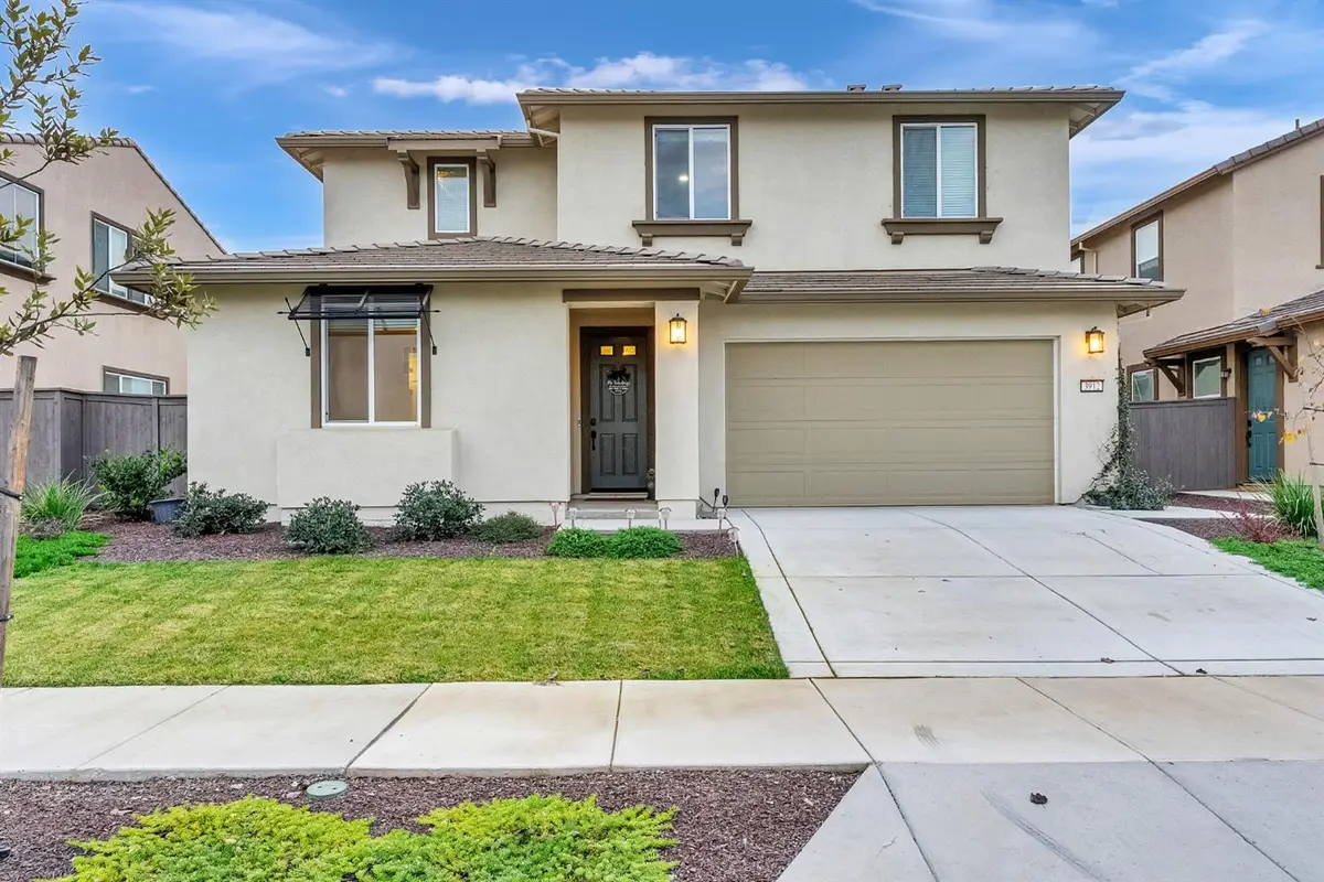 3912 Azul Way, Sacramento, CA 95835 - Image #1