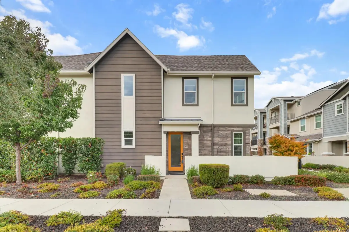 3050 Copper Rose Walk, Sacramento, CA 95833 - Image #1