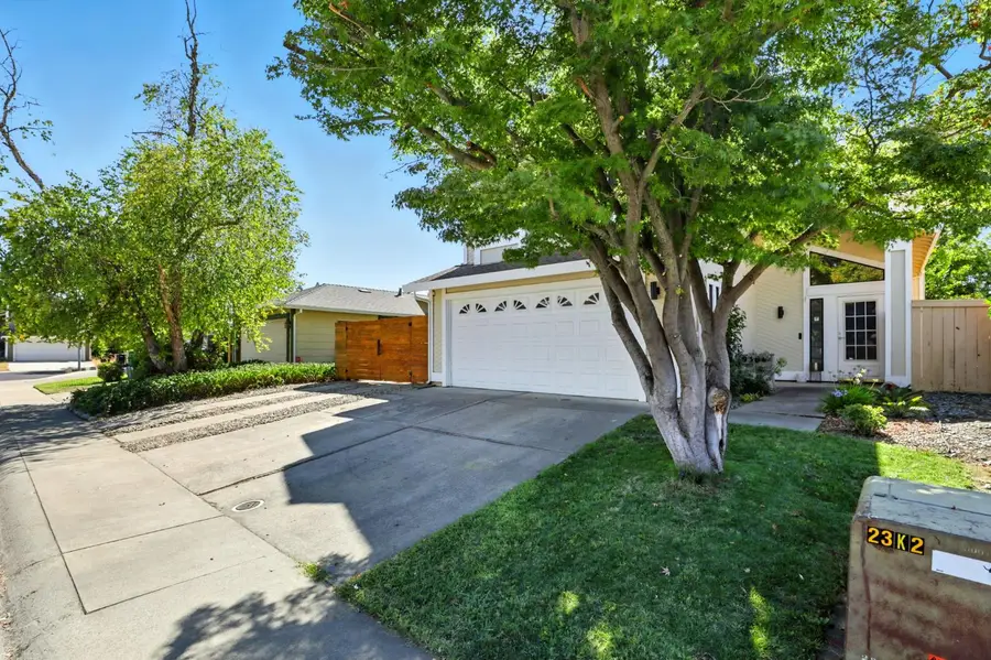 9364 Ivydale Circle, Elk Grove, CA 95758 - Image #3