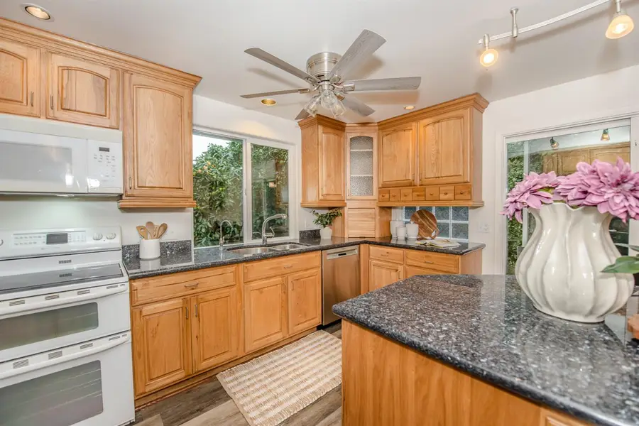 715 Dartmouth Place, Woodland, CA 95695 - Image #2