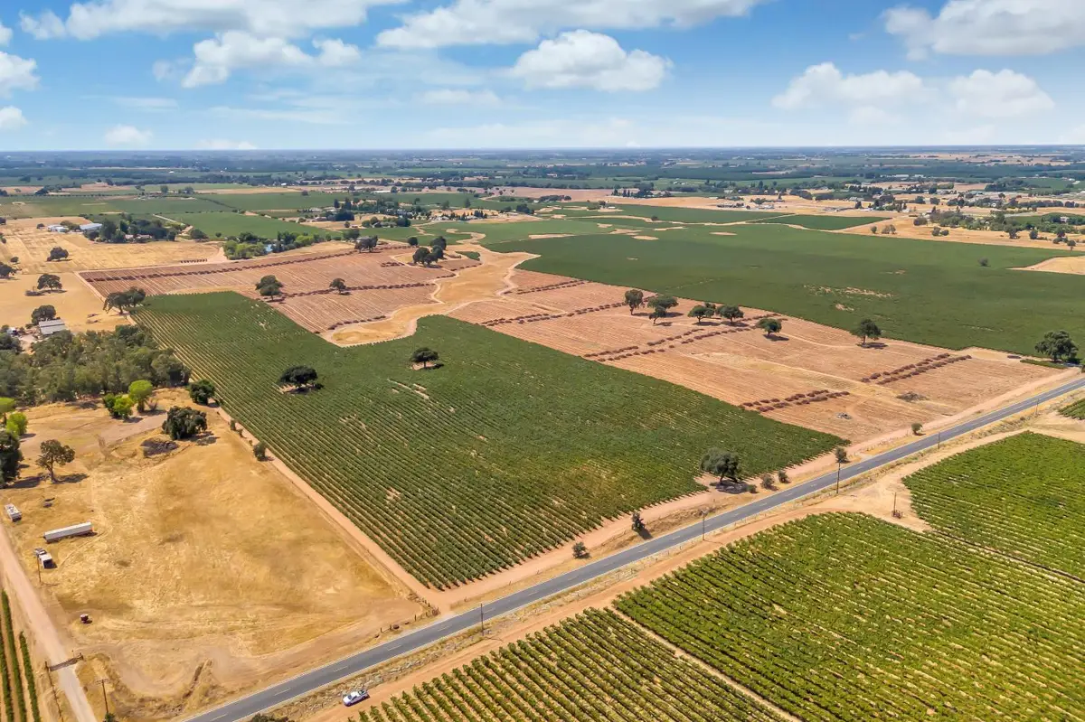 19301 Clements Road, Lodi, CA 95240 - Image #1