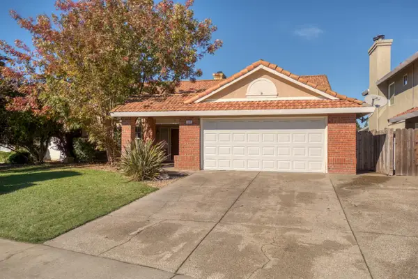 1554 E D Street, Oakdale, CA 95361