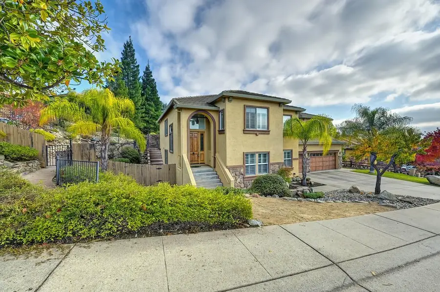 446 Listowe Drive, Folsom, CA 95630 - Image #2