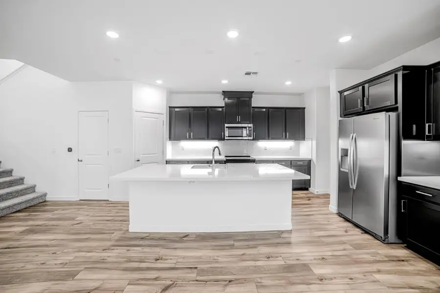 663 E Diaz Lane, Mountain House, CA 95391 - Image #2