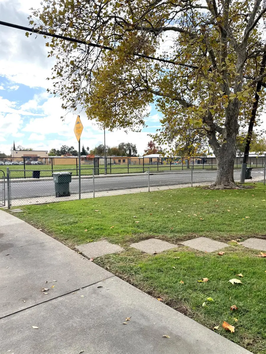 1825 Roanoke Avenue, Sacramento, CA 95838 - Image #3