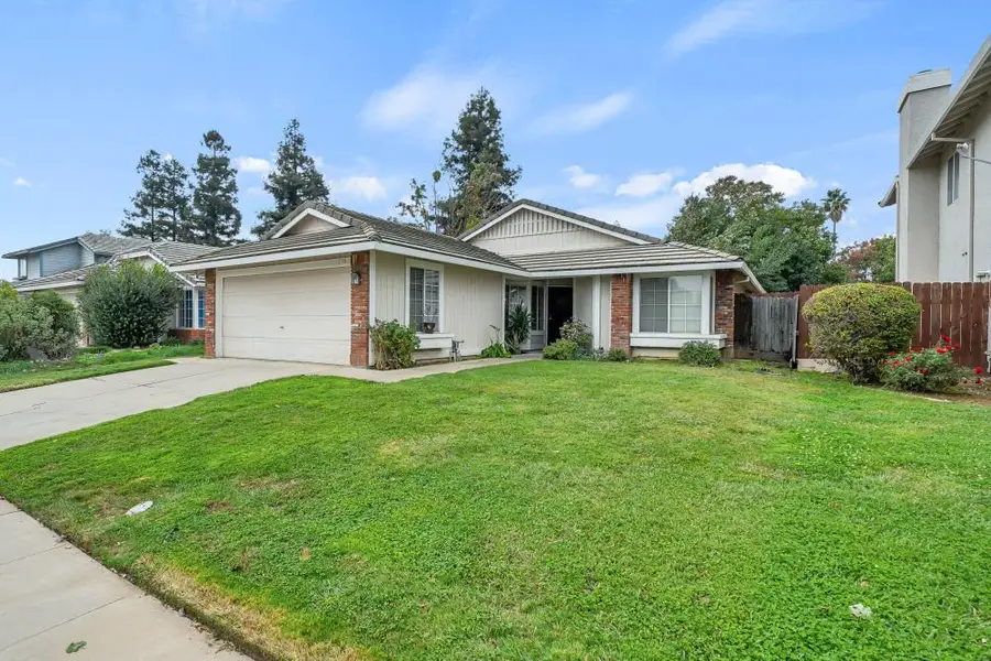 716 Summit Lakes Way, Galt, CA 95632 - Image #2