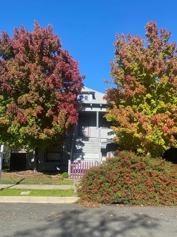 2673 Portola Way, Sacramento, CA 95818