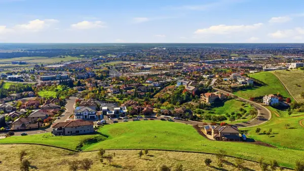 332 Tobrurry Way, Folsom, CA 95630