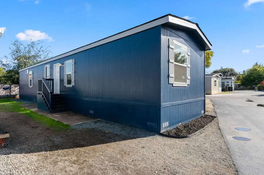 927 E F Street #23, Oakdale, CA 95361 - Image #3