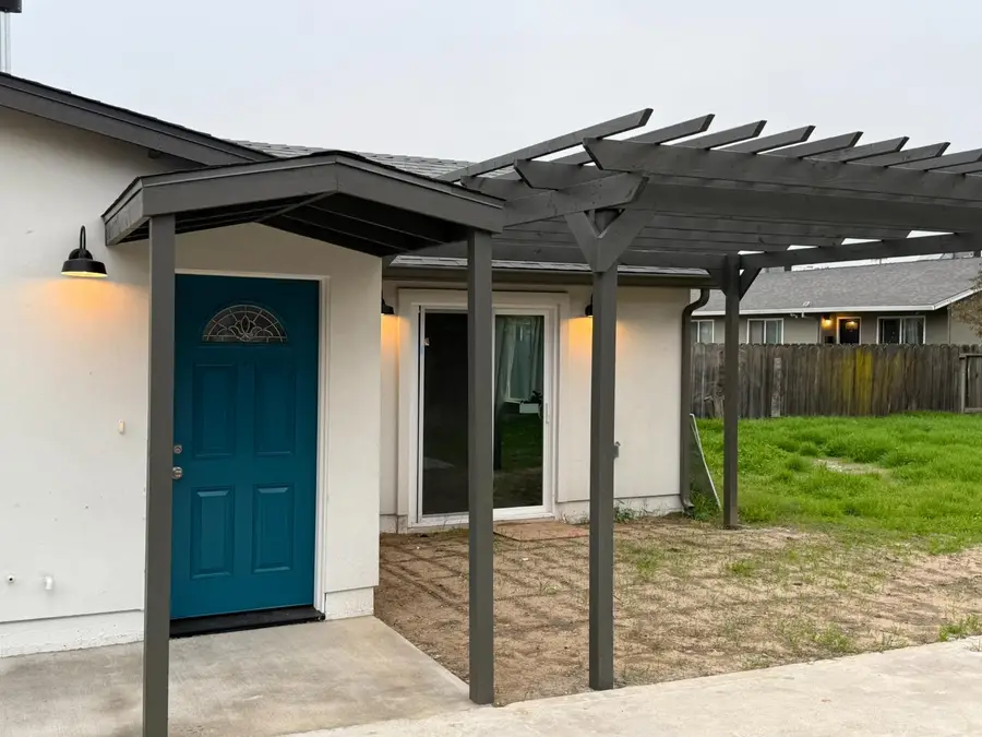 515 Grant, Turlock, CA 95380 - Image #2