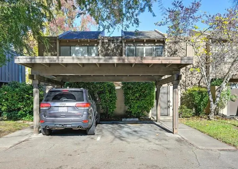 882 E Woodside Lane #3, Sacramento, CA 95825 - Image #1