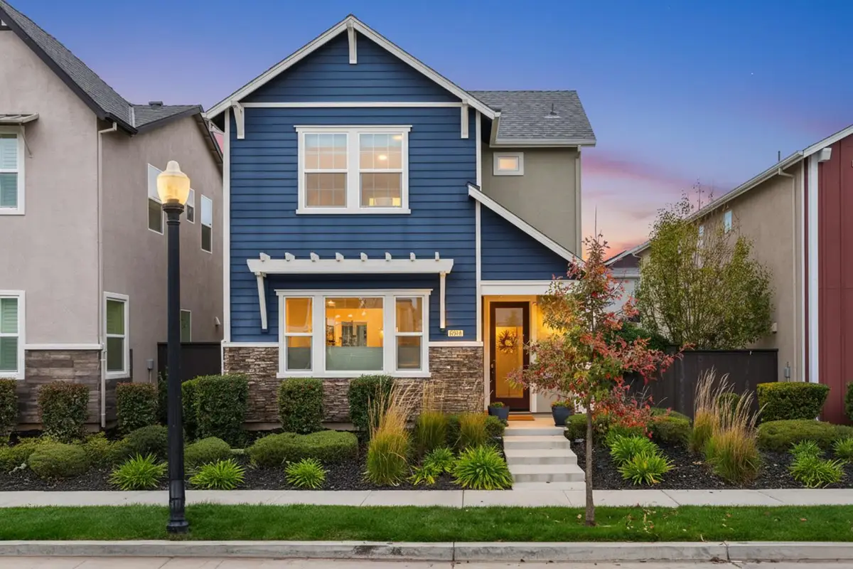 2709 N Cove Drive, Sacramento, CA 95833 - Image #1