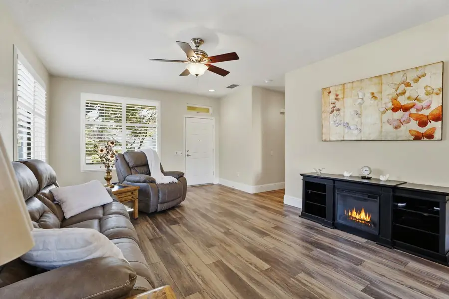 7016 Mule Team Way, Roseville, CA 95747 - Image #3