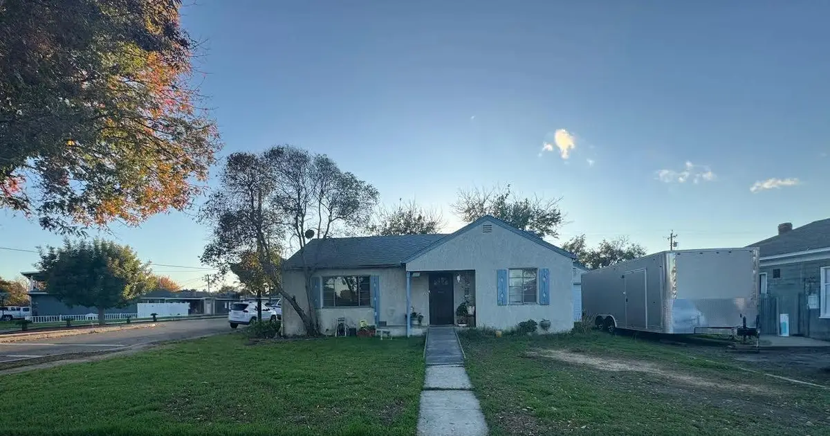 127 S 5th, Patterson, CA 95307 - Image #1