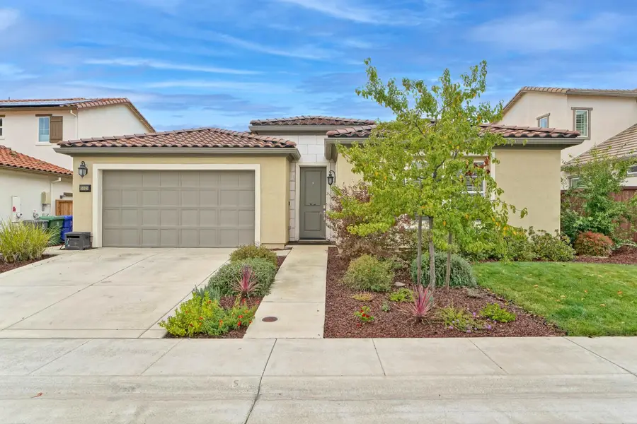 3523 Cormorant Drive, Folsom, CA 95630 - Image #2